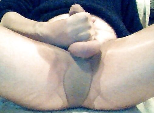 Sheer pantyhose