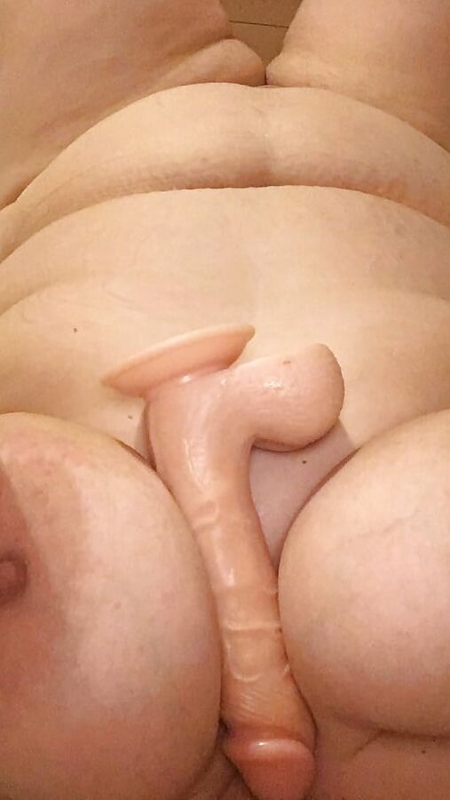My dildo inbetween my big boobs