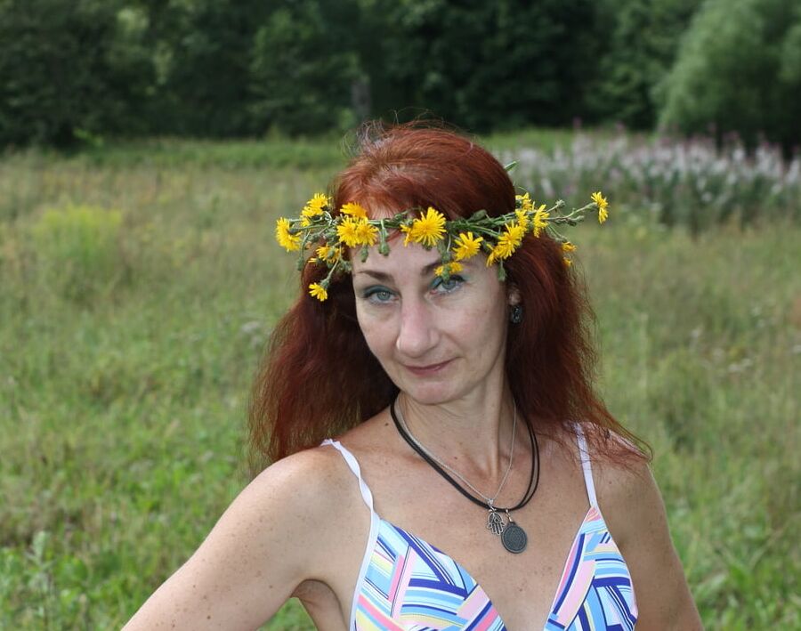 In Field with wreath