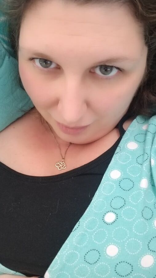 Thighs, ass and panties for a special someone milf housewife