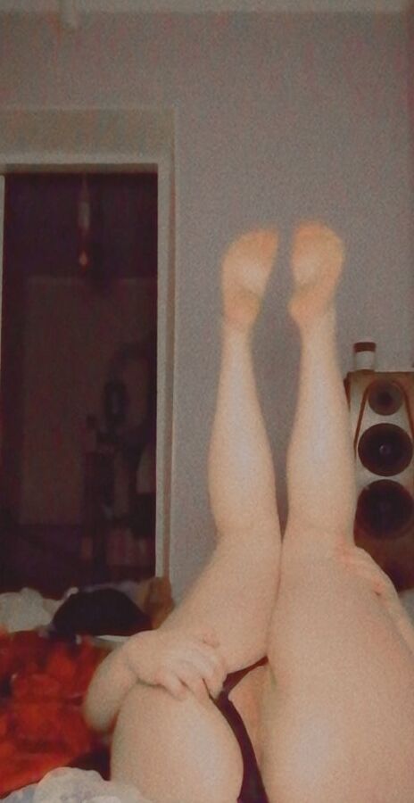 Adele Rae wants your cum