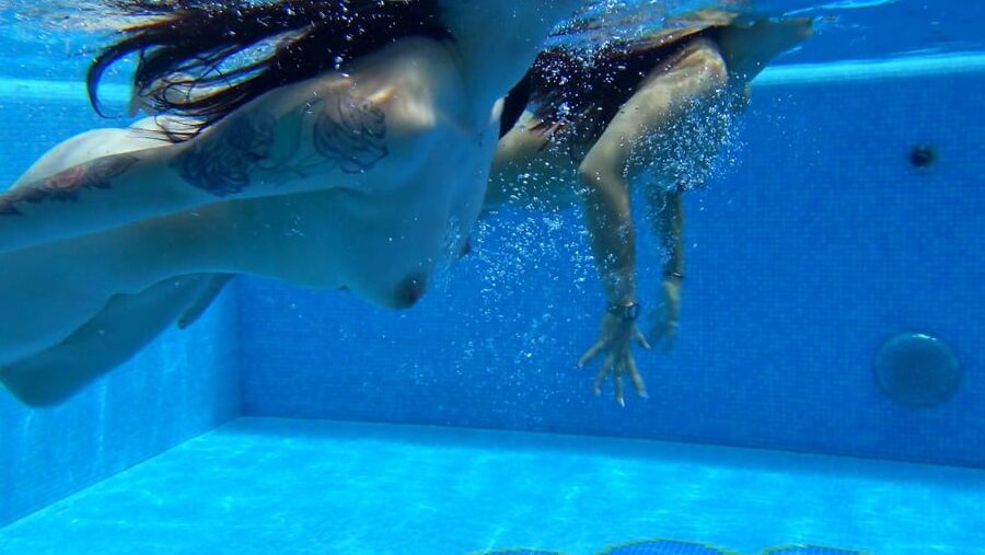 Sheril and Diana Rius Underwater Swimming Pool Erotics