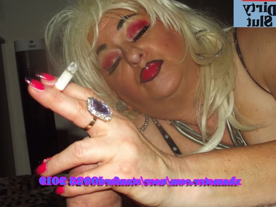 DIRTY BLONDE SLUT