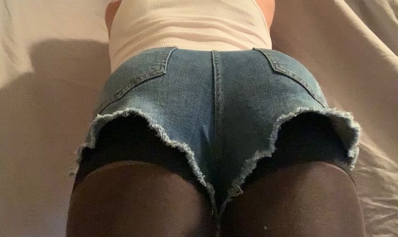 Please cum on my ass