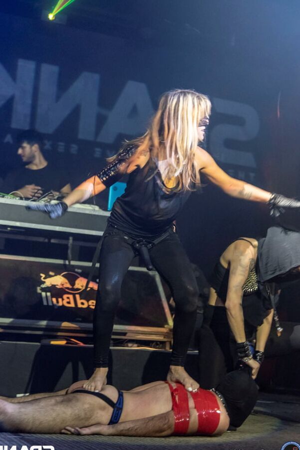 spank party
