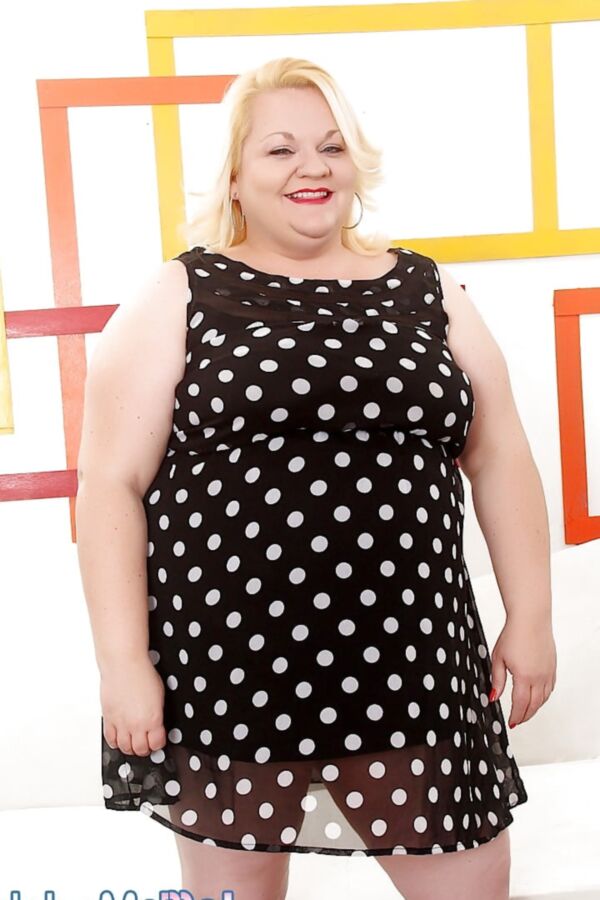 Horny BBW Joanna Roxxx