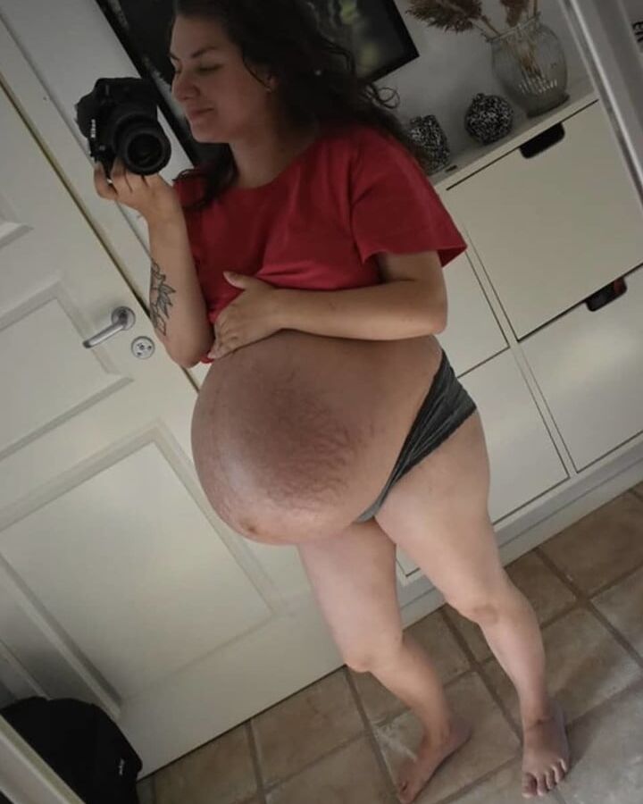 Sexy Pregnant BBW