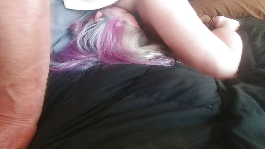 Wifey sucking a strange cock