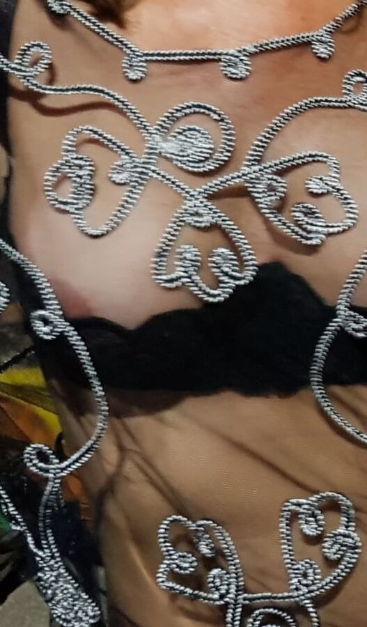 Public Nipple Slips