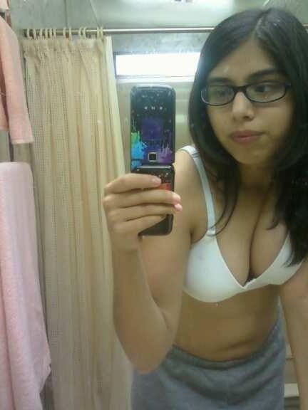 Girlfriend nude