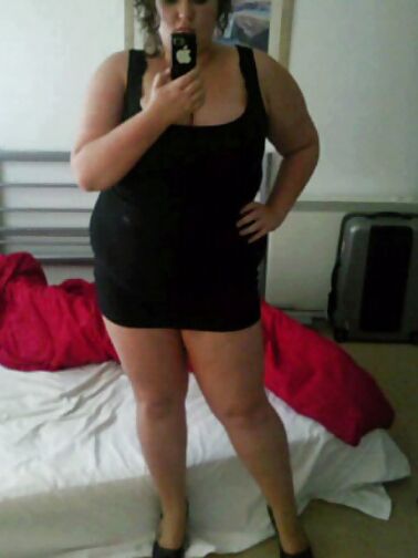 Fat UK Mum Posing