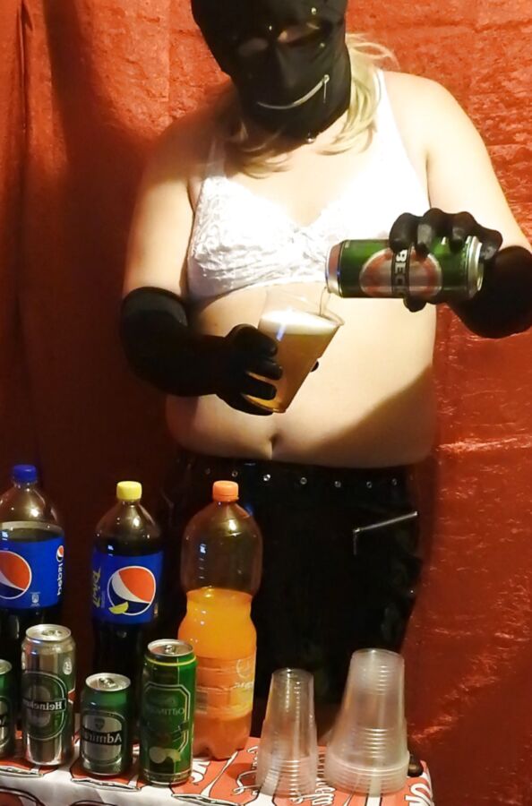 Sissy for Public Pub