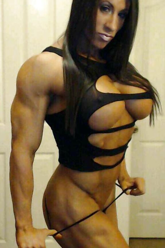 Tabbyanne me sexy muscle babe cheating