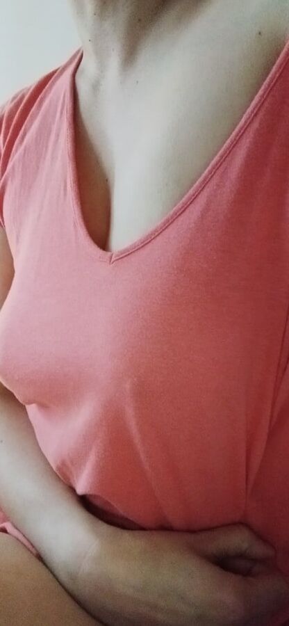 JoyTwoSex - Braless Pokies