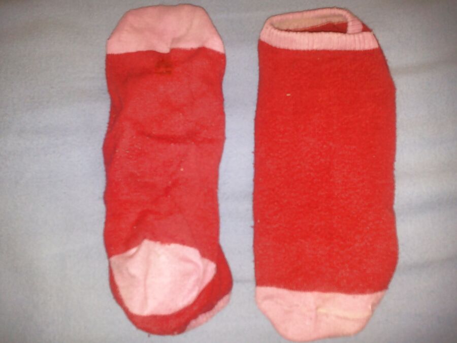 Smell my stinky socks!!!