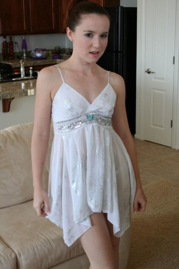 Redhead granny Freya Fantasia gets naked for you