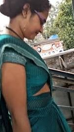 Side boobs in saree