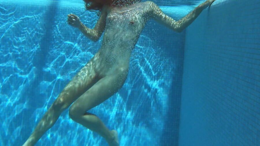 Irina Russaka UnderWaterShow Russian Pornstar