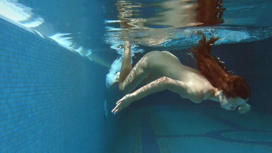 Irina Russaka UnderWaterShow Russian Pornstar