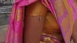 Side boobs in saree