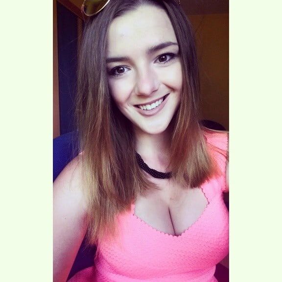 Chubby big tits amateur