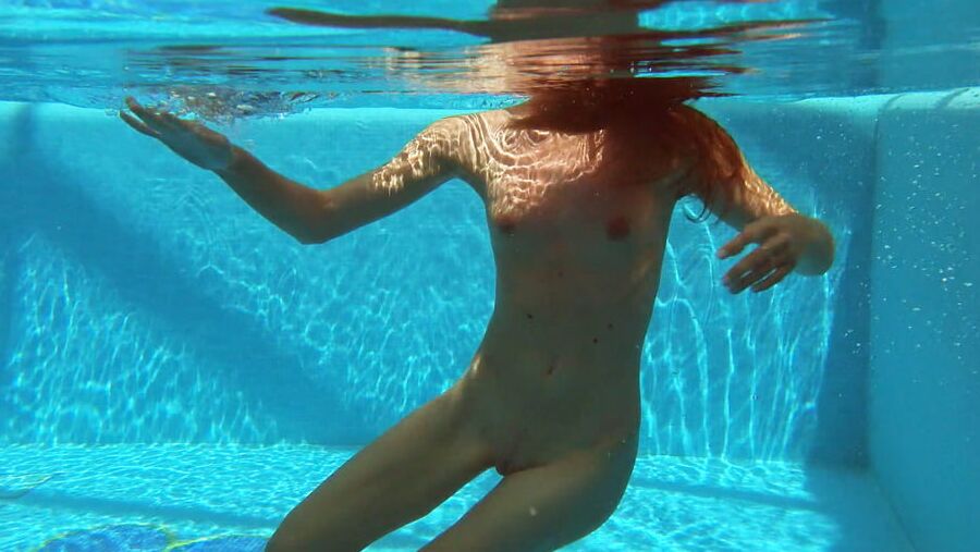 Irina Russaka UnderWaterShow Russian Pornstar