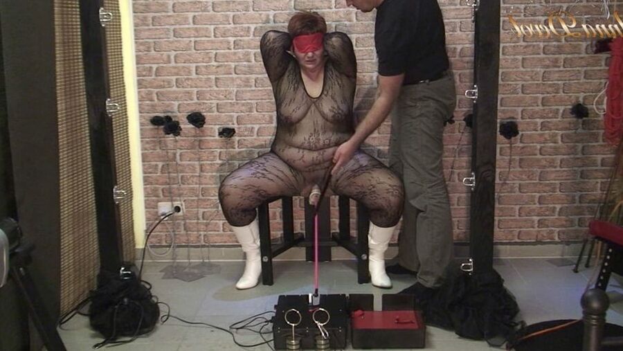 My submissive pussy and the fucking machine