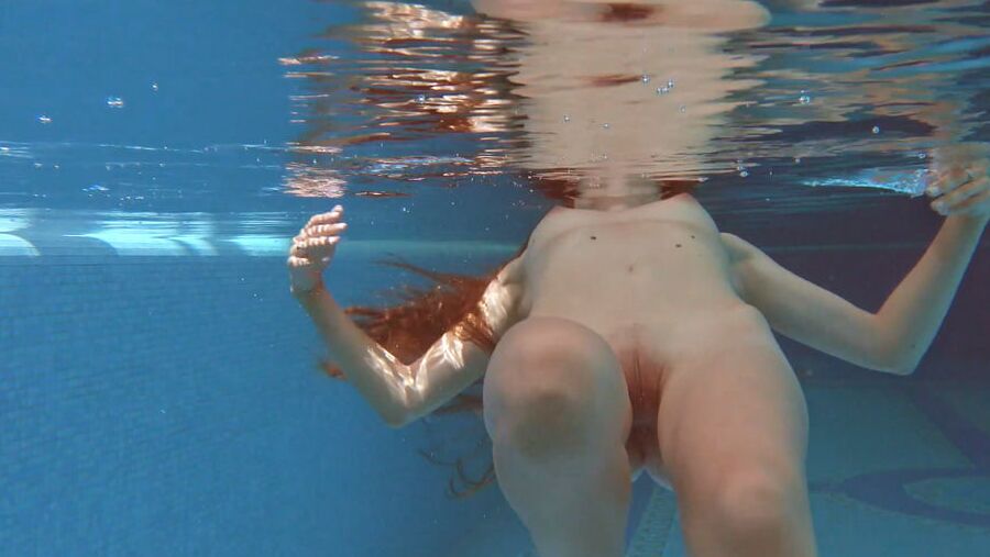 Irina Russaka UnderWaterShow Russian Pornstar