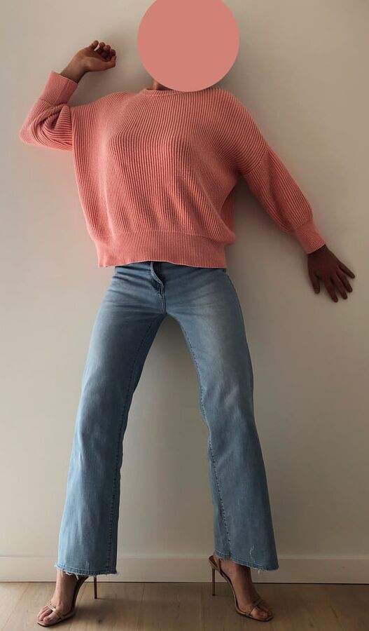 Exposed thong in jeans &amp; stiletto&;s