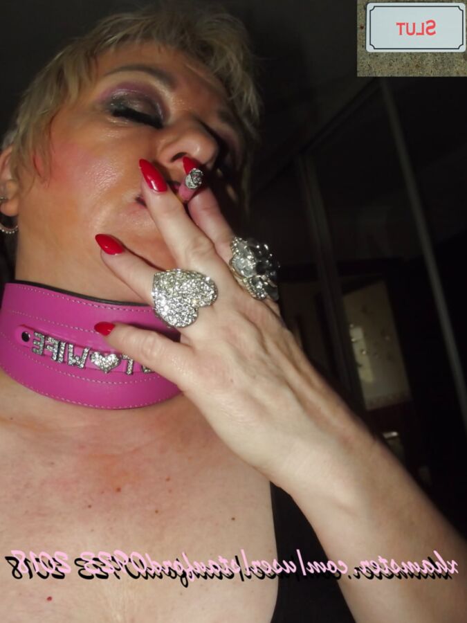 SLUT COLLAR