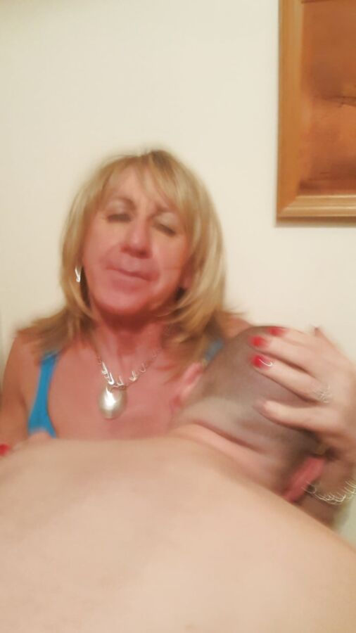 Sir Holding Pauline the T-Girl against the Wall