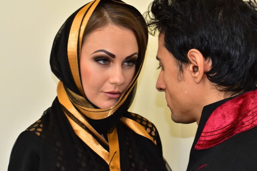 Arab woman fucked in the ass