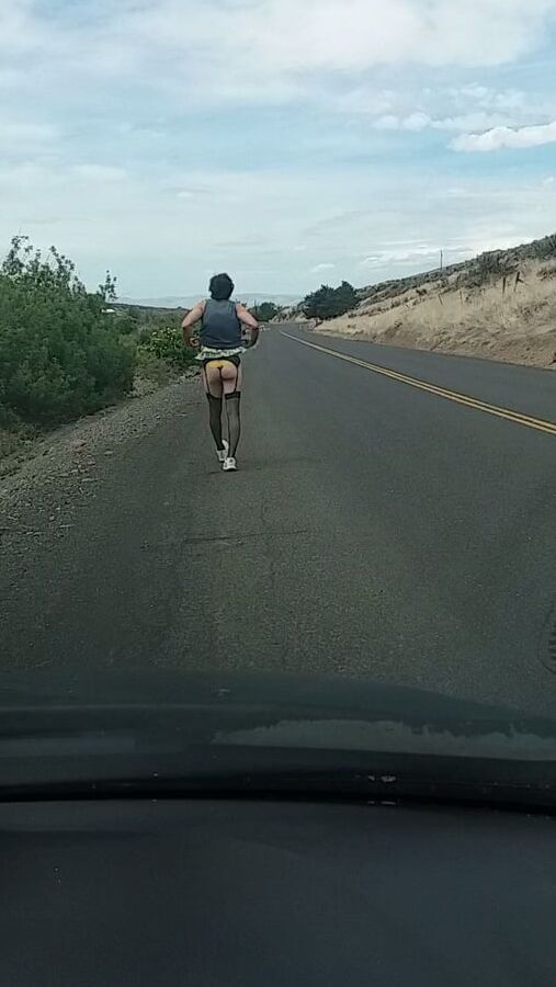 Dogging slut for your pleasure