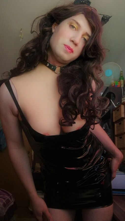 Annarios: Cock oriented bitch