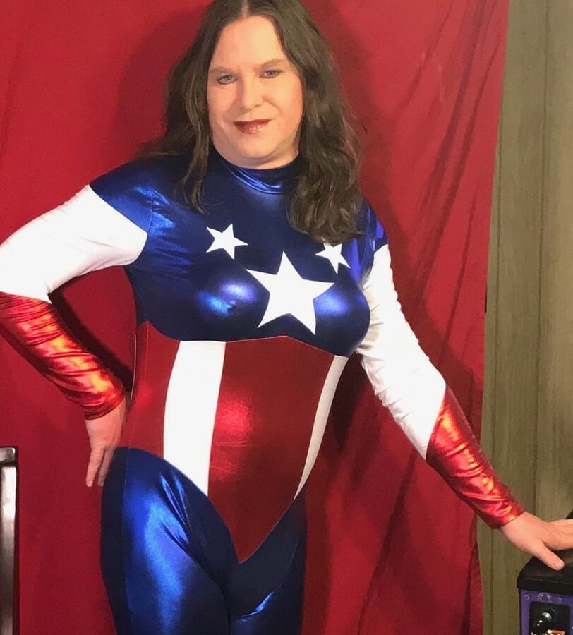 Joanie - Superheroine