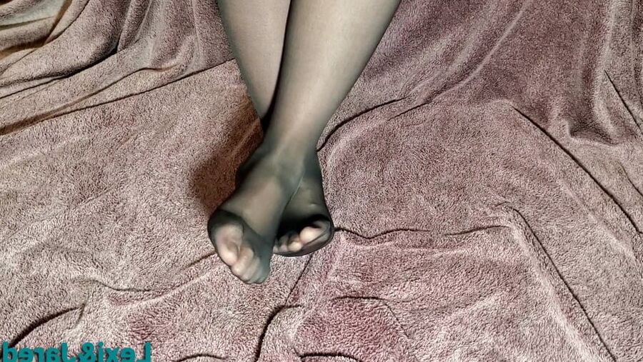 Chubby Wifes Thick Legs and Feet in Black Pantyhose