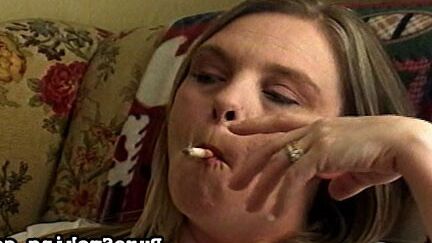 Sexy TS smoking fetish. Femme VS menthols