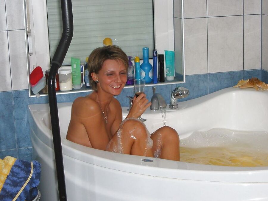 Best friends having fun in their nudes