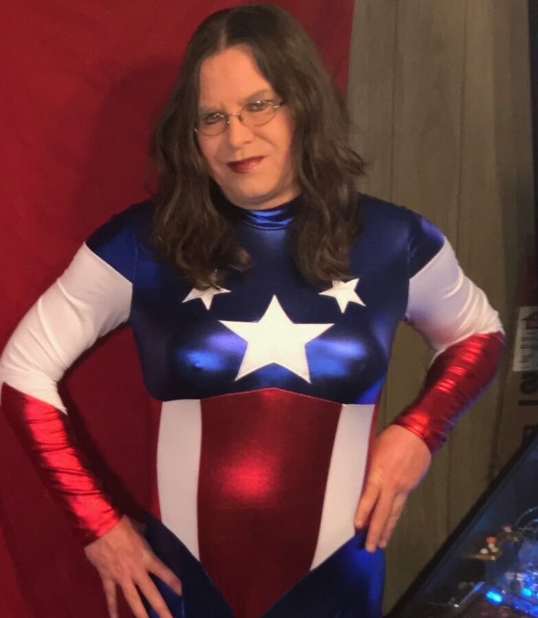 Joanie - Superheroine