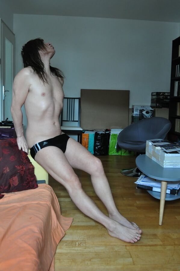 Tygra babe sexy feet-