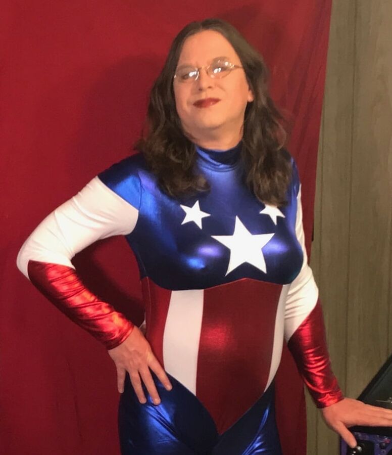 Joanie - Superheroine