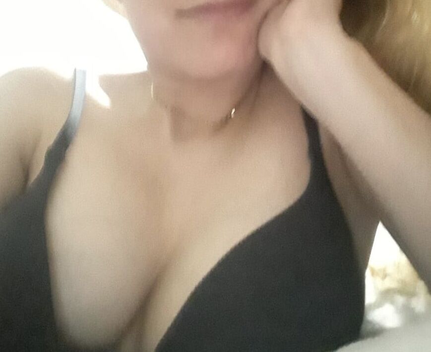I like to show my ass to be fucked