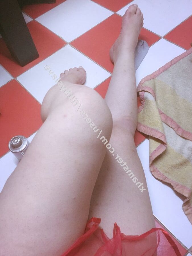 your sissy slut wearing red and hijab waiting for big cock