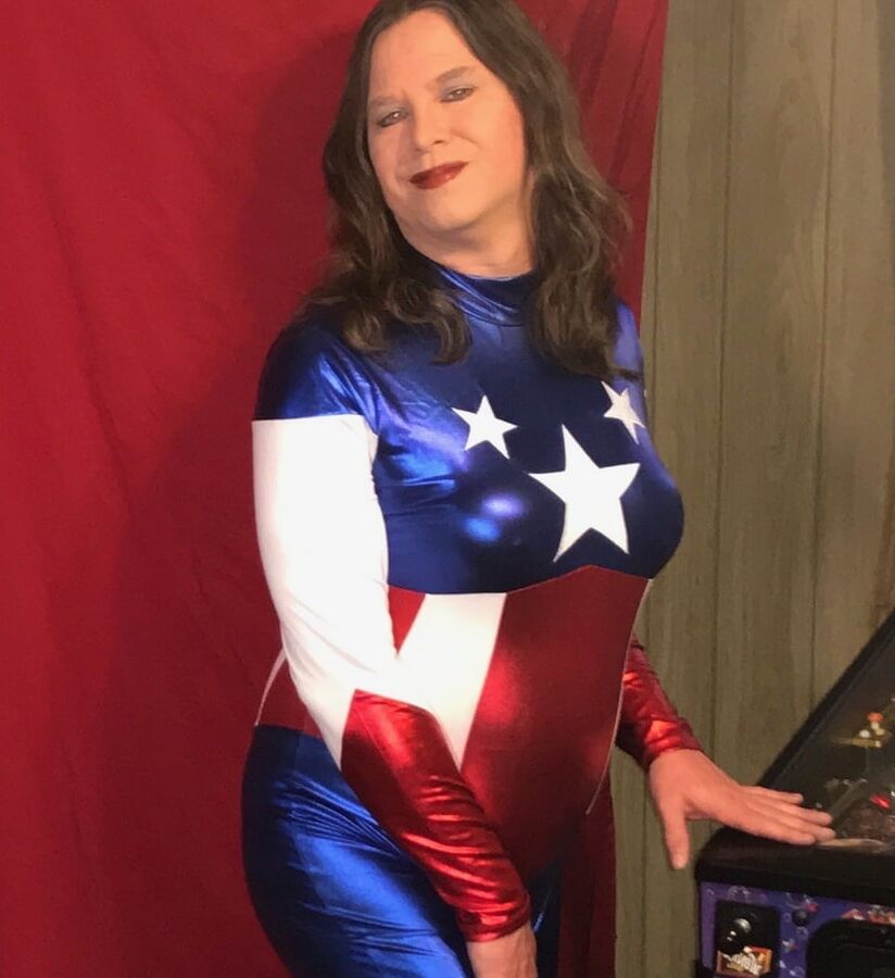 Joanie - Superheroine