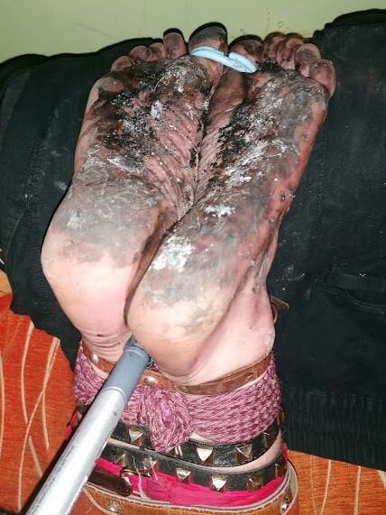 Young Whore BDSM . Share and degrade!