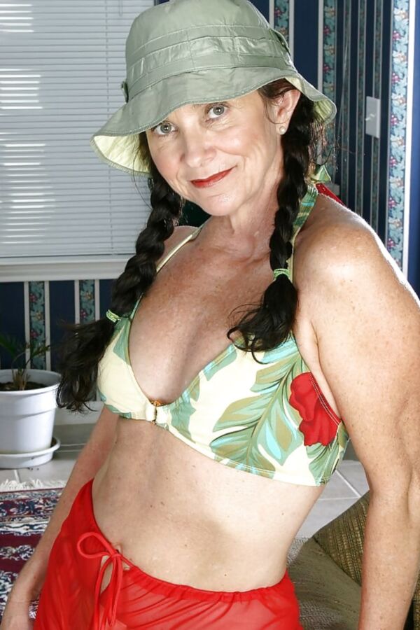 year old cougar Edith from OlderWomanFun