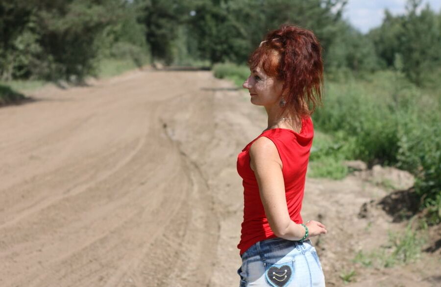 Red Berry - Red Top