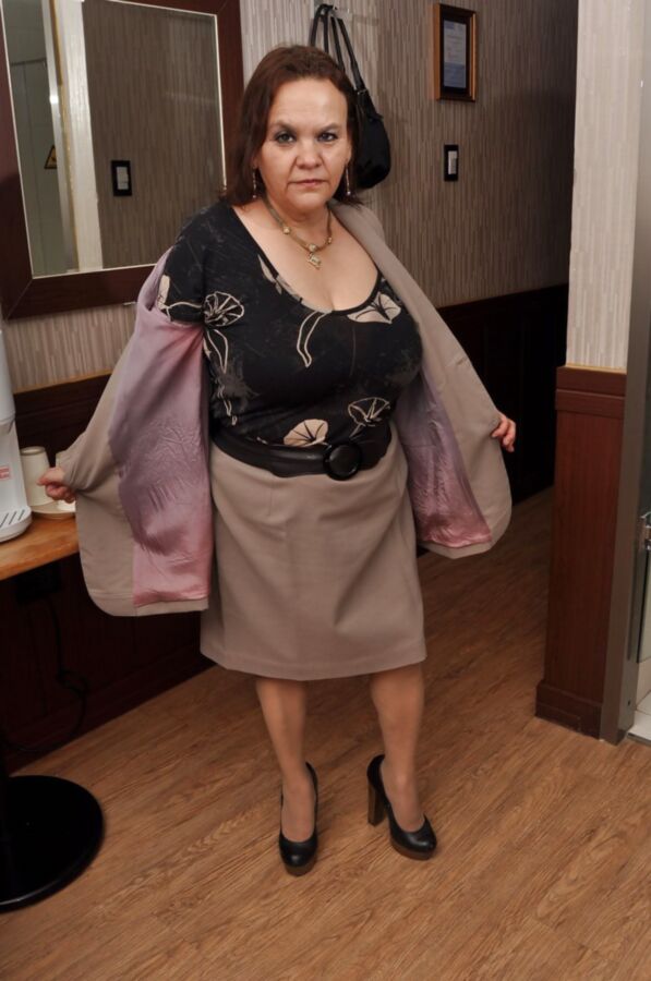 year old granny Gloria from OlderWomanFun