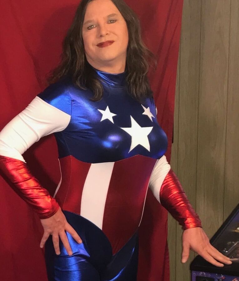Joanie - Superheroine