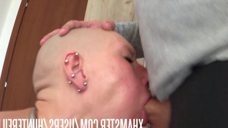 Slut Vilja goes down on her knees for a quick sloppy blowjob
